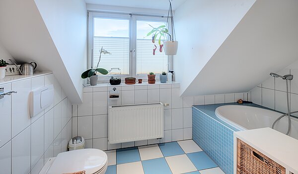 Appartamento a 5 camere | München-Neuhausen | 70140 | Tageslichtbad mit...