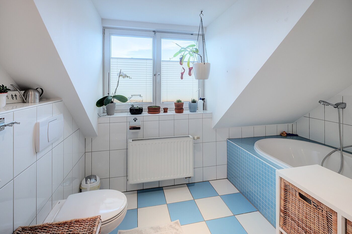 Appartamento a 5 camere | München-Neuhausen | 70140 | Tageslichtbad mit...