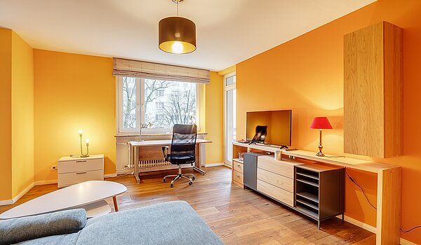 Appartamento a 2 camere | München-Bogenhausen | 70287 | Helles Wohnzimmer mit...