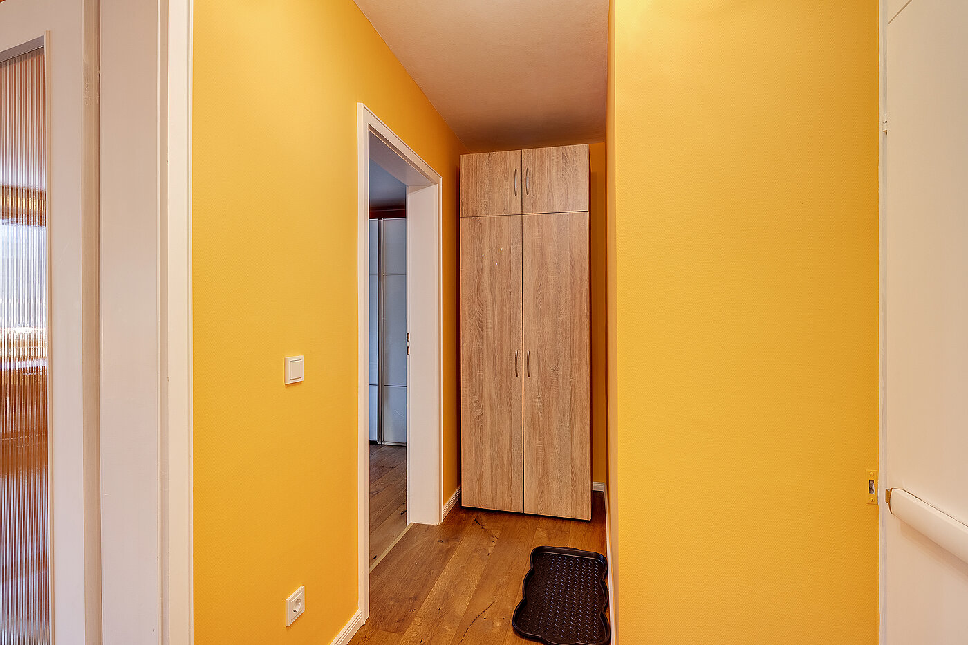 Appartamento a 2 camere | München-Bogenhausen | 70287 | ...mit Blickrichtung Schlafzimmer...