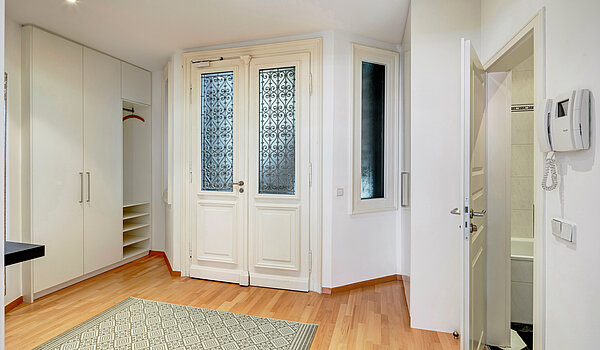 Appartamento a 1 camera | München-Ludwigsvorstadt | 70388 | Eingangstüre