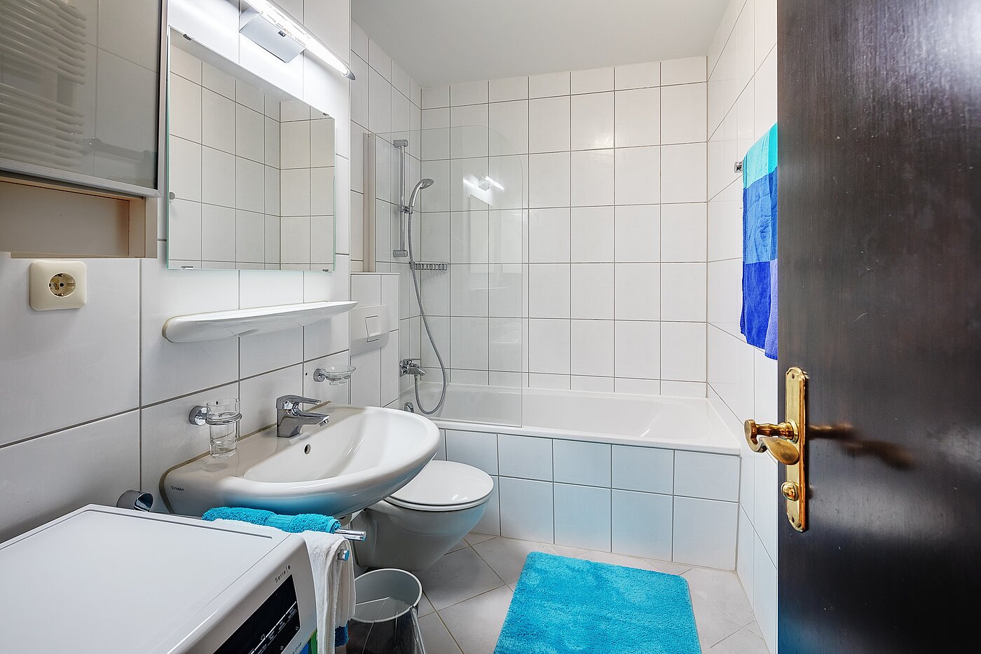 Appartamento a 2 camere | München-Schwabing | 2205ML62 | Bad mit Wanne...