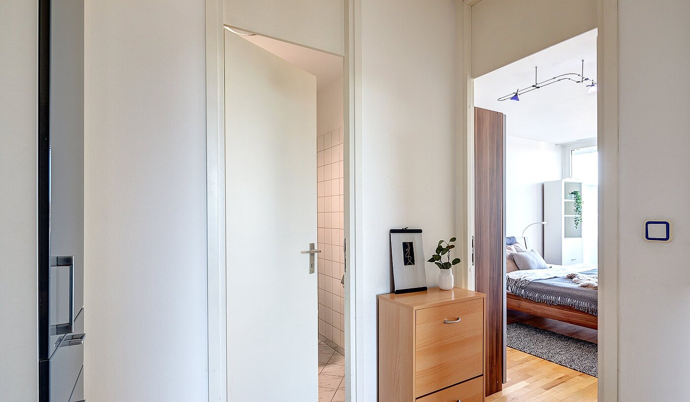 Appartamento a 2 camere | München-Sendling-Westpark | 2010ML9 | Zugang zum Bad u. Schlafzimmer