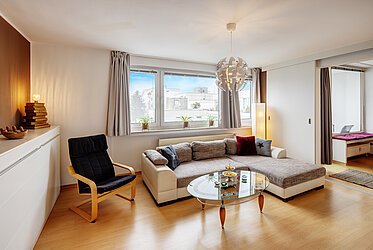 Ottobrunn: spazioso appartamento di 3,5 locali - disponibile