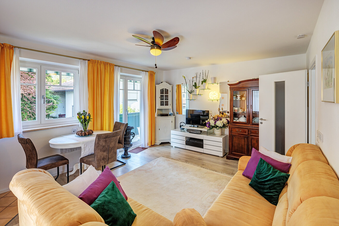 Appartamento a 3.5 camere | Bad Aibling | 70442 | Gemütliches Wohnzimmer...