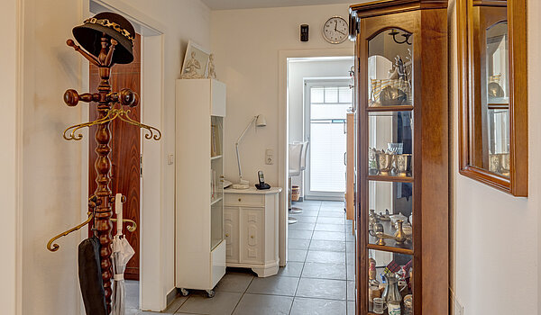 Appartamento a 3.5 camere | Bad Aibling | 70442 | Diele vom Eingang kommend