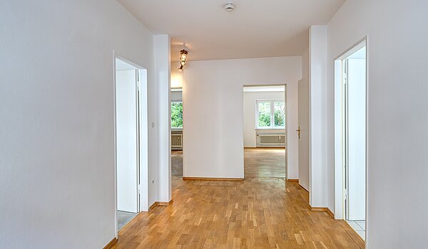 Appartamento al piano terra a 2.5 camere | München-Schwabing | 70441 | Flur