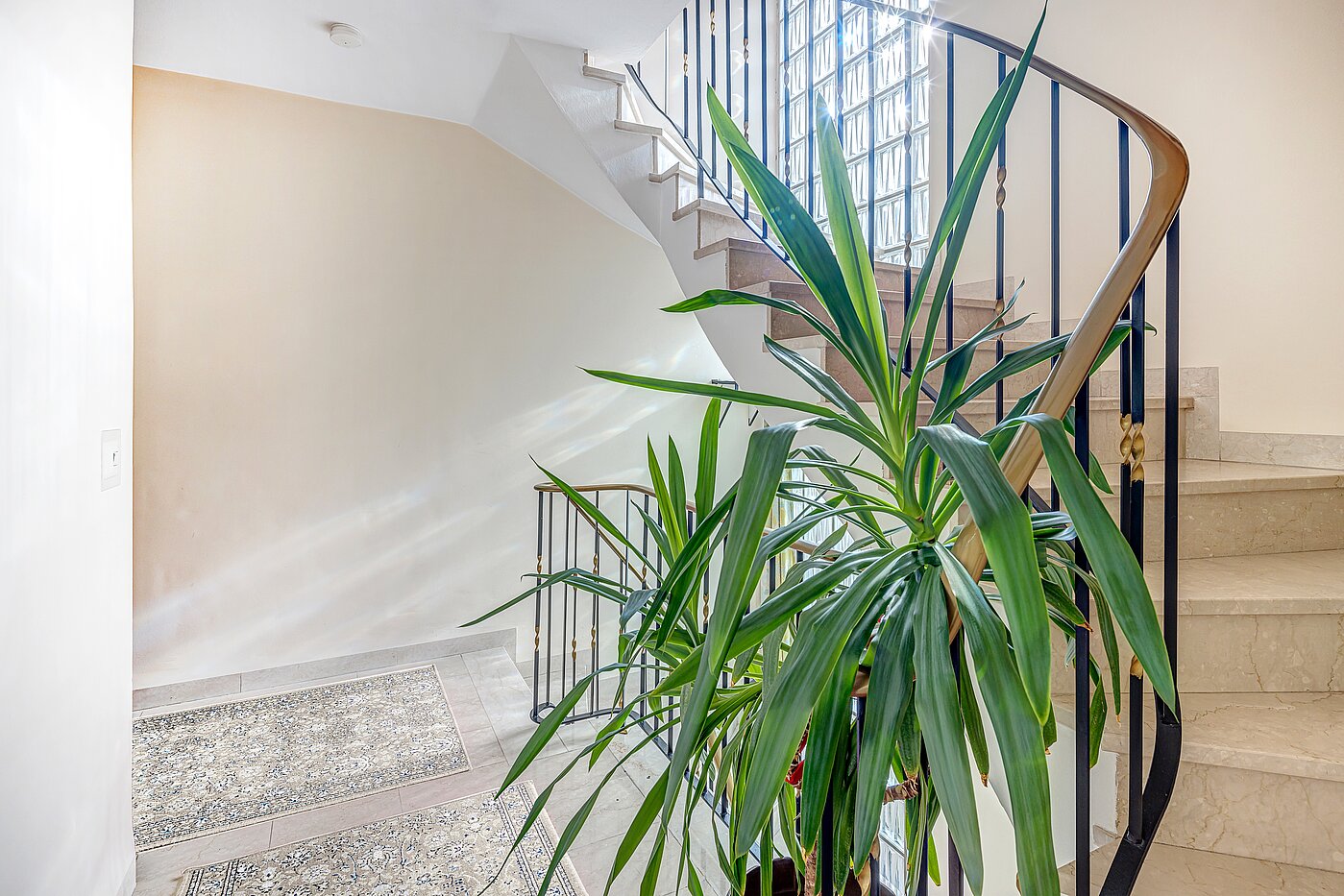 Casa indipendente a 6 camere | Unterschleißheim | 2209ML7 | Treppenaufgang