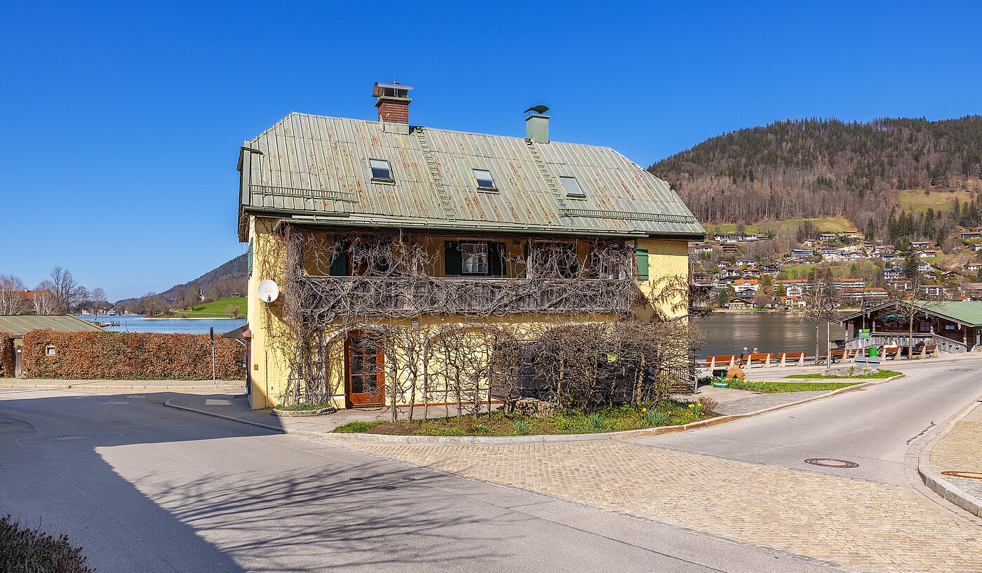 Mehrfamilienhaus a 11 camere | Rottach-Egern | 70215 | in zentraler Lage.