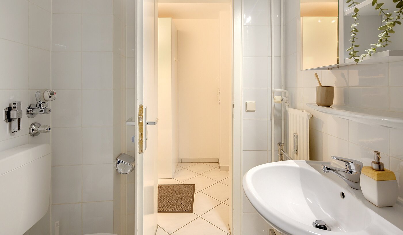 Apartment a 1 camera | München-Sendling-Westpark | 70395 | Bad mit...