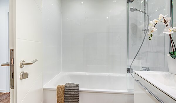 Appartamento a 2 camere | München-Schwabing | 70434 | ...mit Badewanne