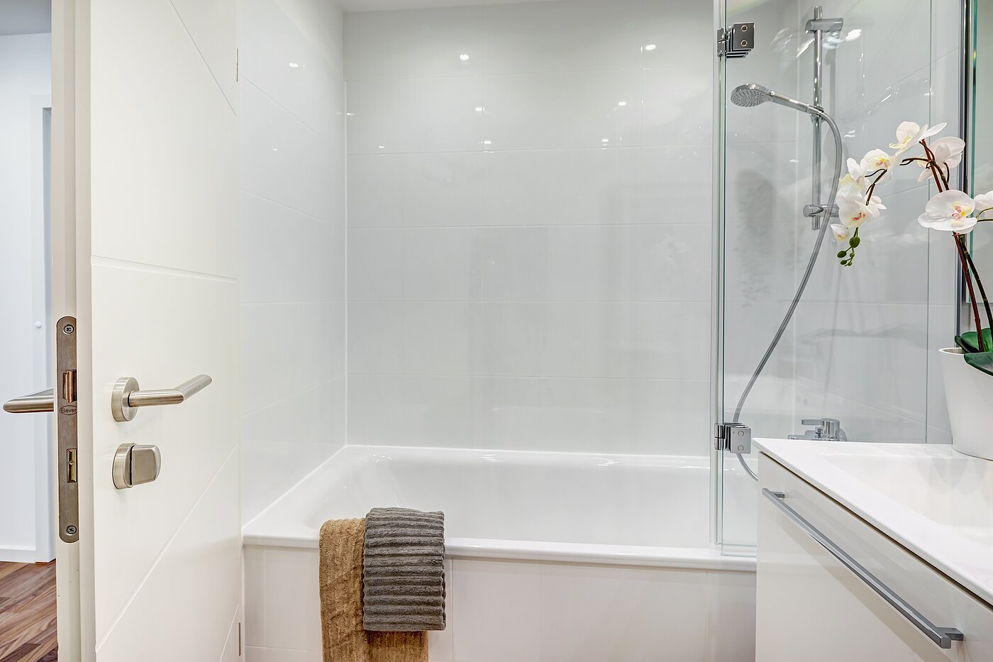Appartamento a 2 camere | München-Schwabing | 70434 | ...mit Badewanne