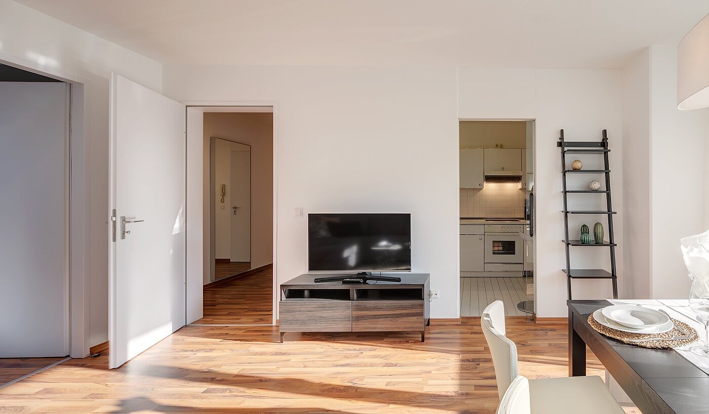 Appartamento a 2 camere | München-Oberföhring | 2007ML8 | Blick zur Küche