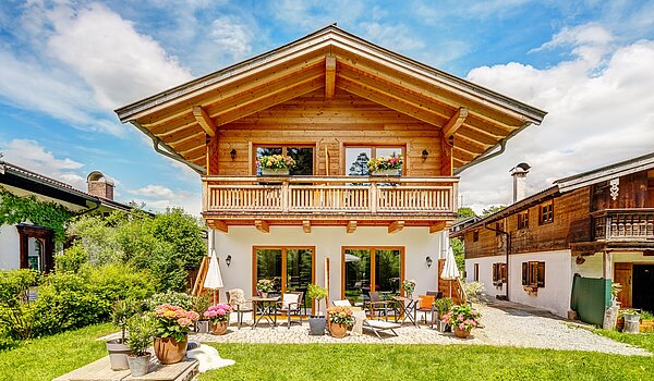 Appartamento a 6 camere | 70095