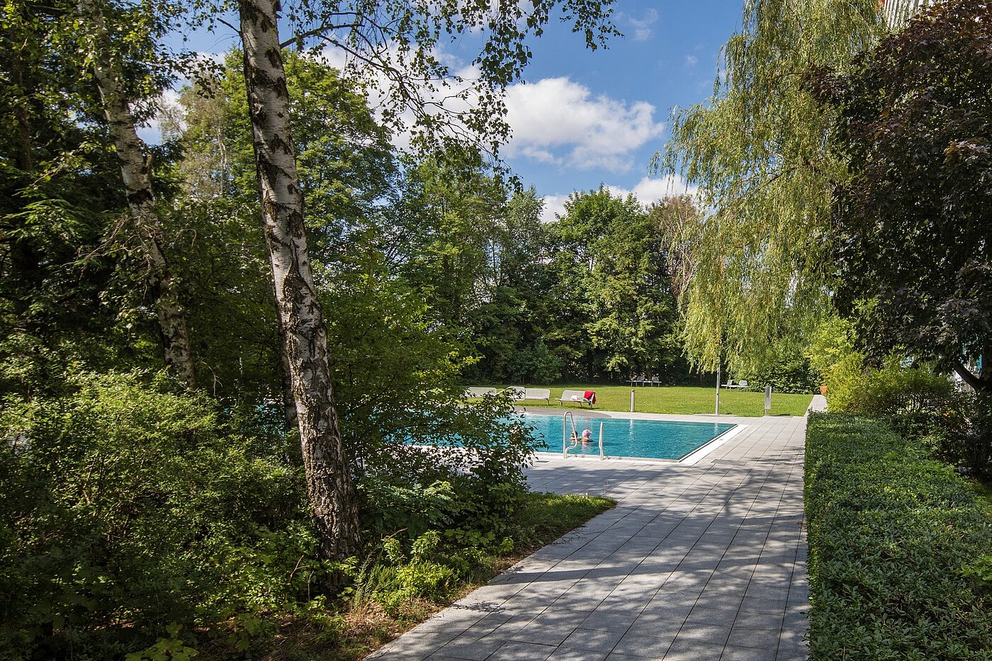 Appartamento a 1 camera | München-Forstenried | 2111ML1 | ...vom Schwimmbad