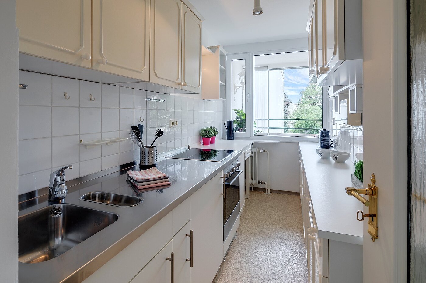 Appartamento a 2 camere | München-Berg am Laim | 1803ML4 | Küche mit Fenster