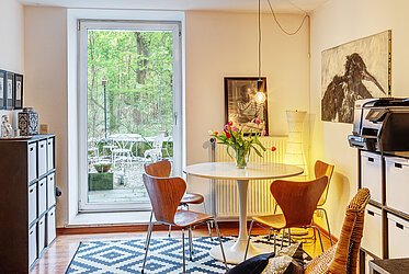 Sendling: Maisonette di un edificio antico con giardino