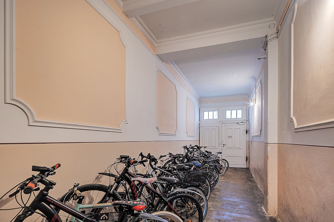 Appartamento al piano terra a 2 camere | München-Sendling | 703811 | Fahrräder