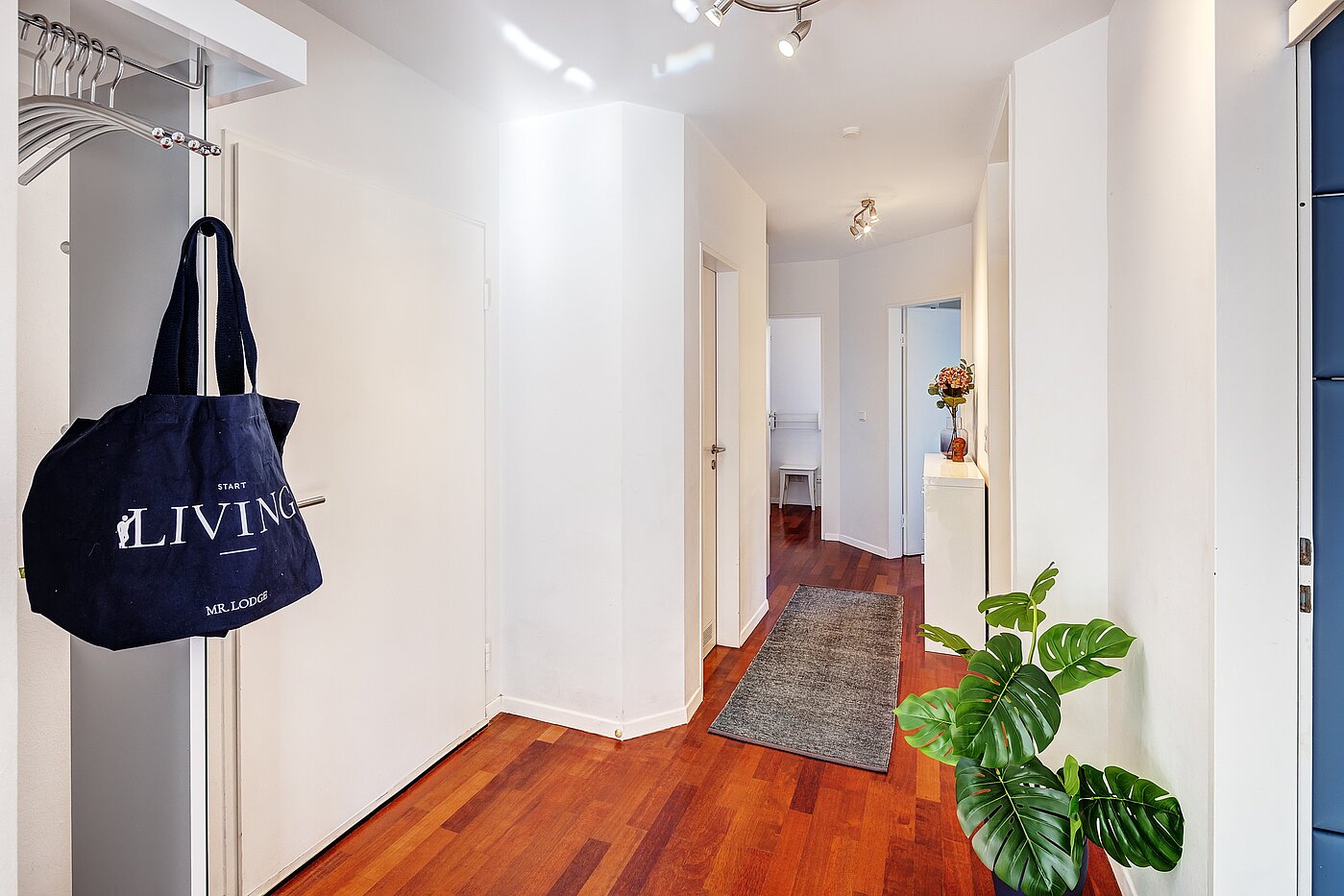 Appartamento a 3 camere | München-Schwabing | 2202ML12 | Zentraler Flur...
