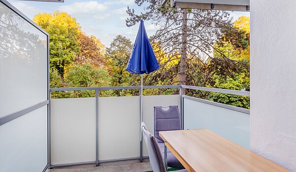 Appartamento a 1 camera | München-Bogenhausen | 70264 | Balkon mit Blick...