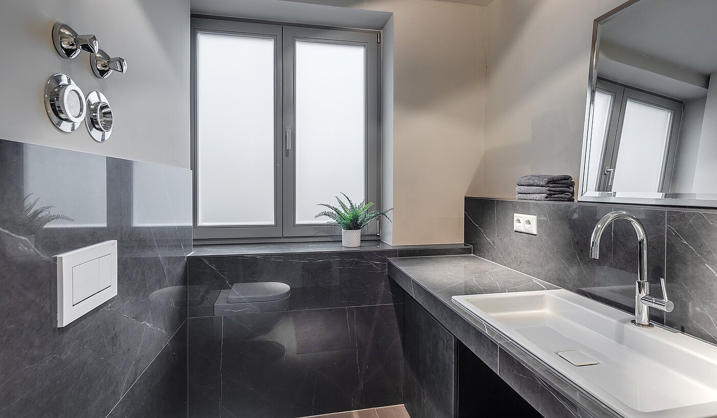 Piano rialzato a 2 camere | München-Lehel | 2012ML1 | Mit Fenster und...