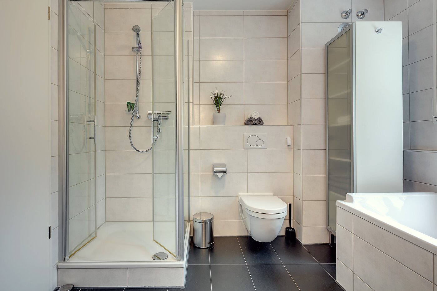 Appartamento a 4 camere | München-Forstenried | 2209ML6 | ...und Dusche