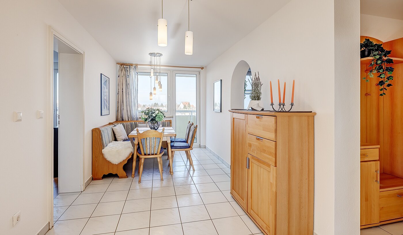 Appartamento a 3.5 camere | Haar | 2201ML5 | Geräumige Diele mit...