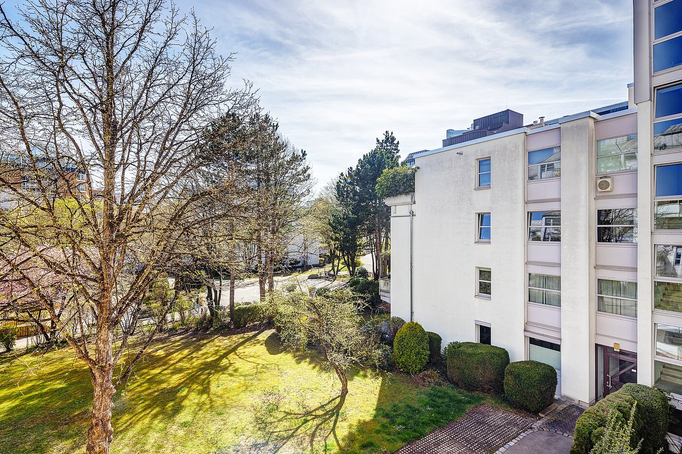 Appartamento a 1.5 camere | München-Bogenhausen | 2203ML2 | ...begrünten Innenhof