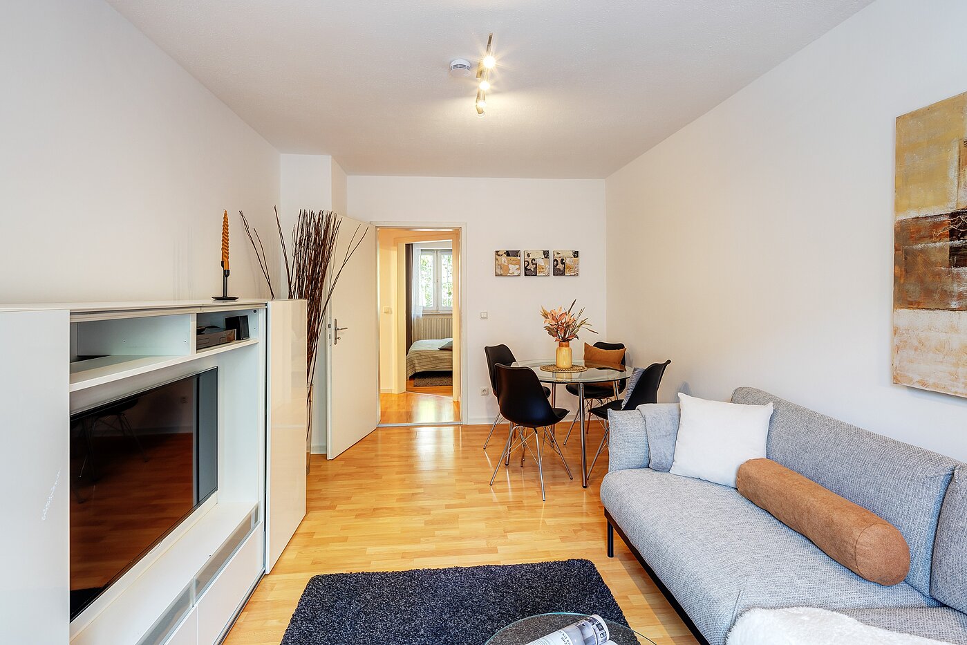 Appartamento a 2.5 camere | München-Isarvorstadt | 70121 | ...mit Platz für einen Esstisch