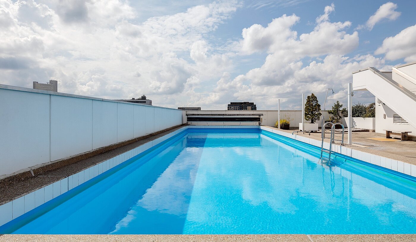 Appartamento a 1 camera | München-Bogenhausen | 2103ML6 | Lädt zum Schwimmen...