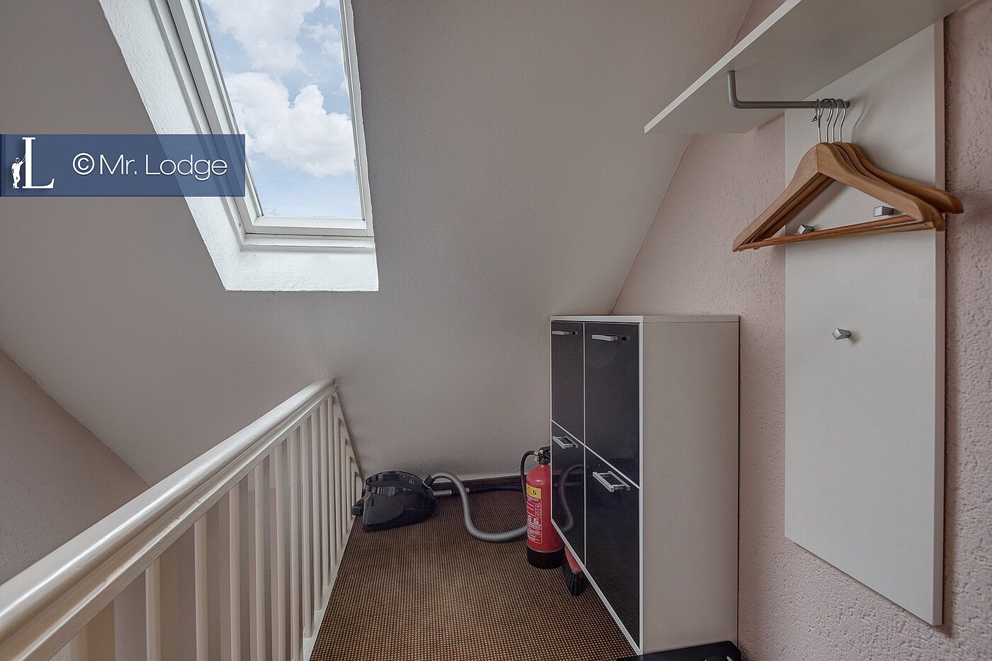 Appartamento mansardato a 3 camere | München-Hasenbergl | 1803D9 | Garderobenbereich
