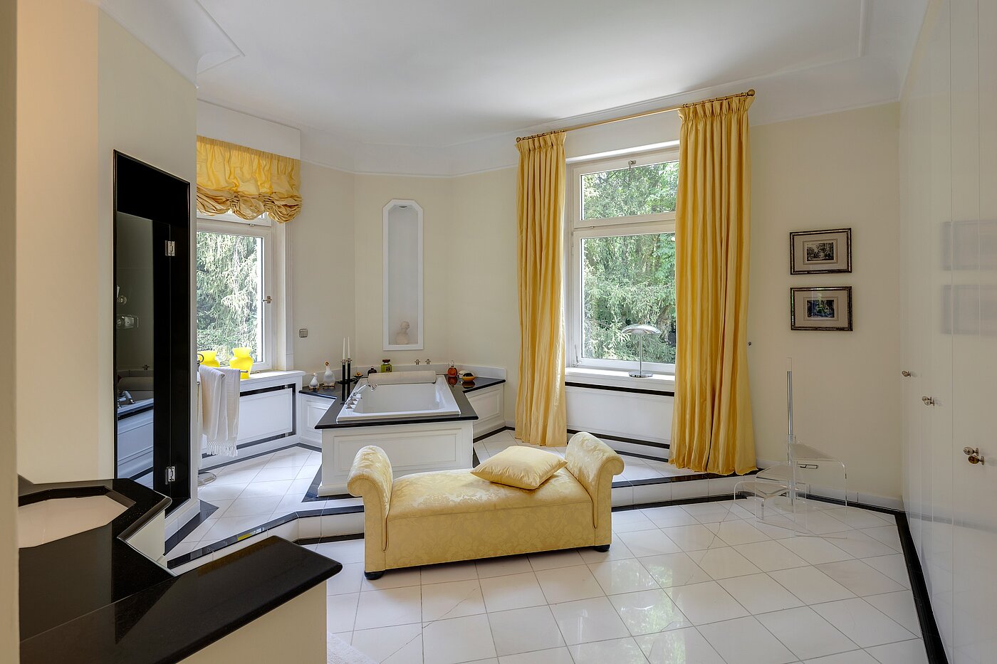 Villa a 9 camere | Reutlingen | 70231 | Badezimmer 1. Obergeschoss