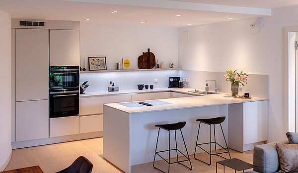 Appartamento a 3 camere | 70046 | ...mit Theke zur Küche...