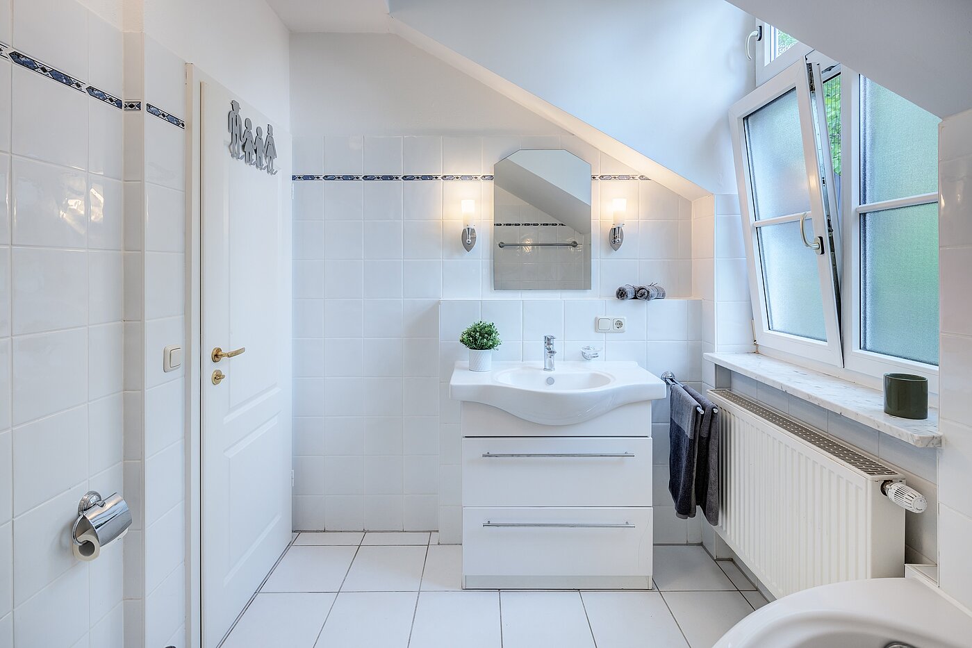 Casa bifamiliare a 5 camere | München-Trudering | 70269 | Waschtisch