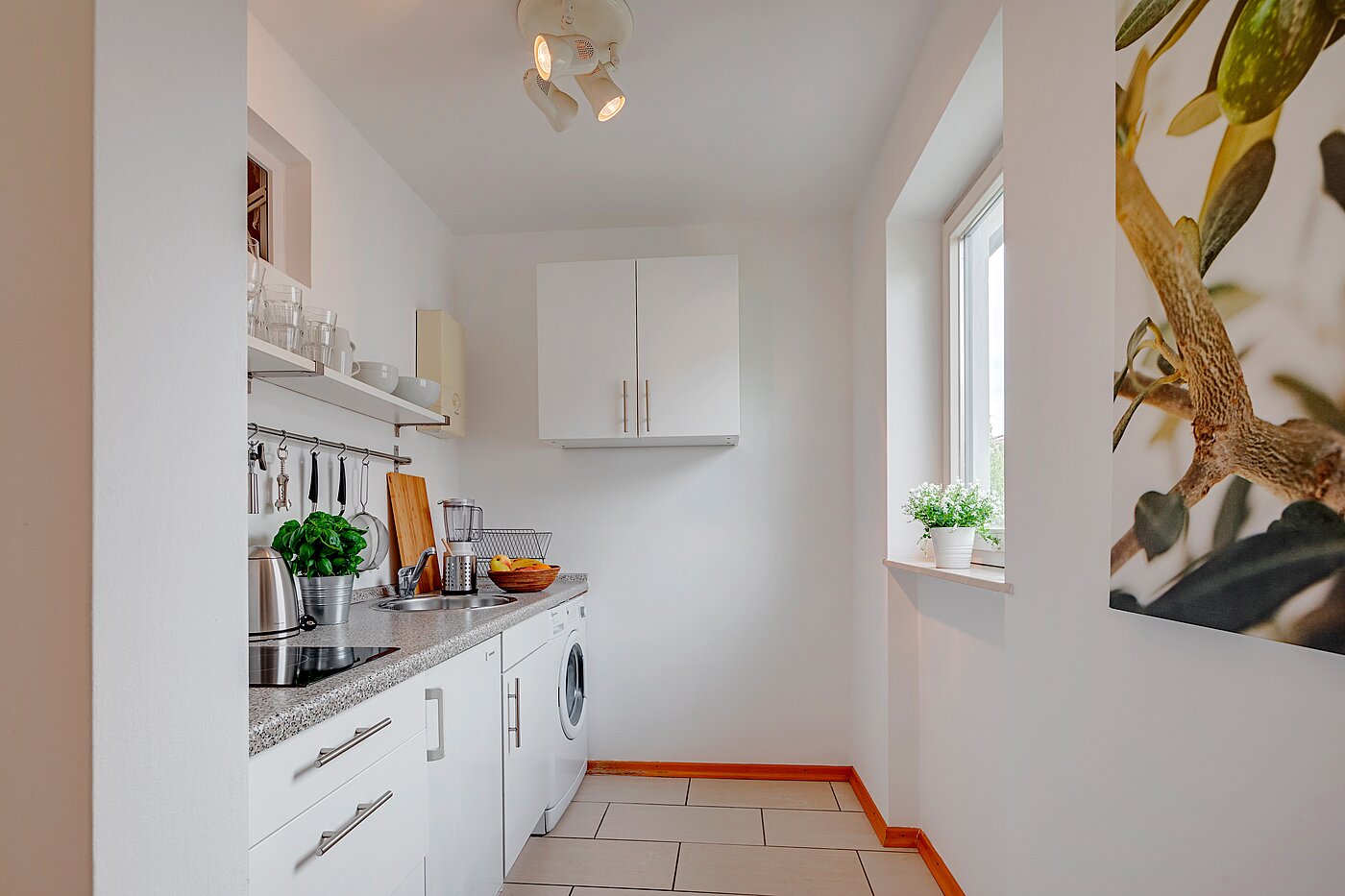 Appartamento a 2 camere | München-Schwabing | 70130 | Küche mit Fenster...