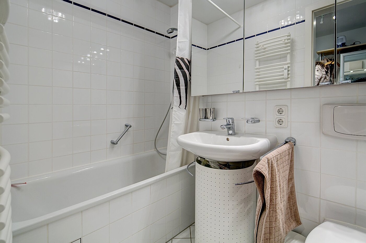 Appartamento a 1 camera | München-Isarvorstadt | 2104ML6 | Bad mit Badewanne