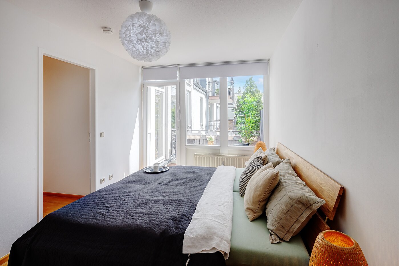Appartamento a 2 camere | München-Obersendling | 70039 | Das Schlafzimmer mit Zugang zum Balkon