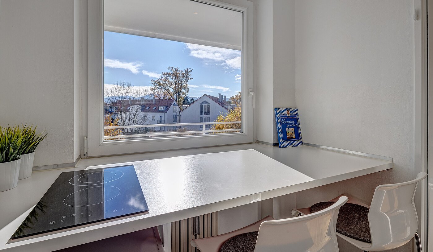 Appartamento a 1 camera | Rosenheim | 2109ML8 | Kochen mit Blick auf die Alpen