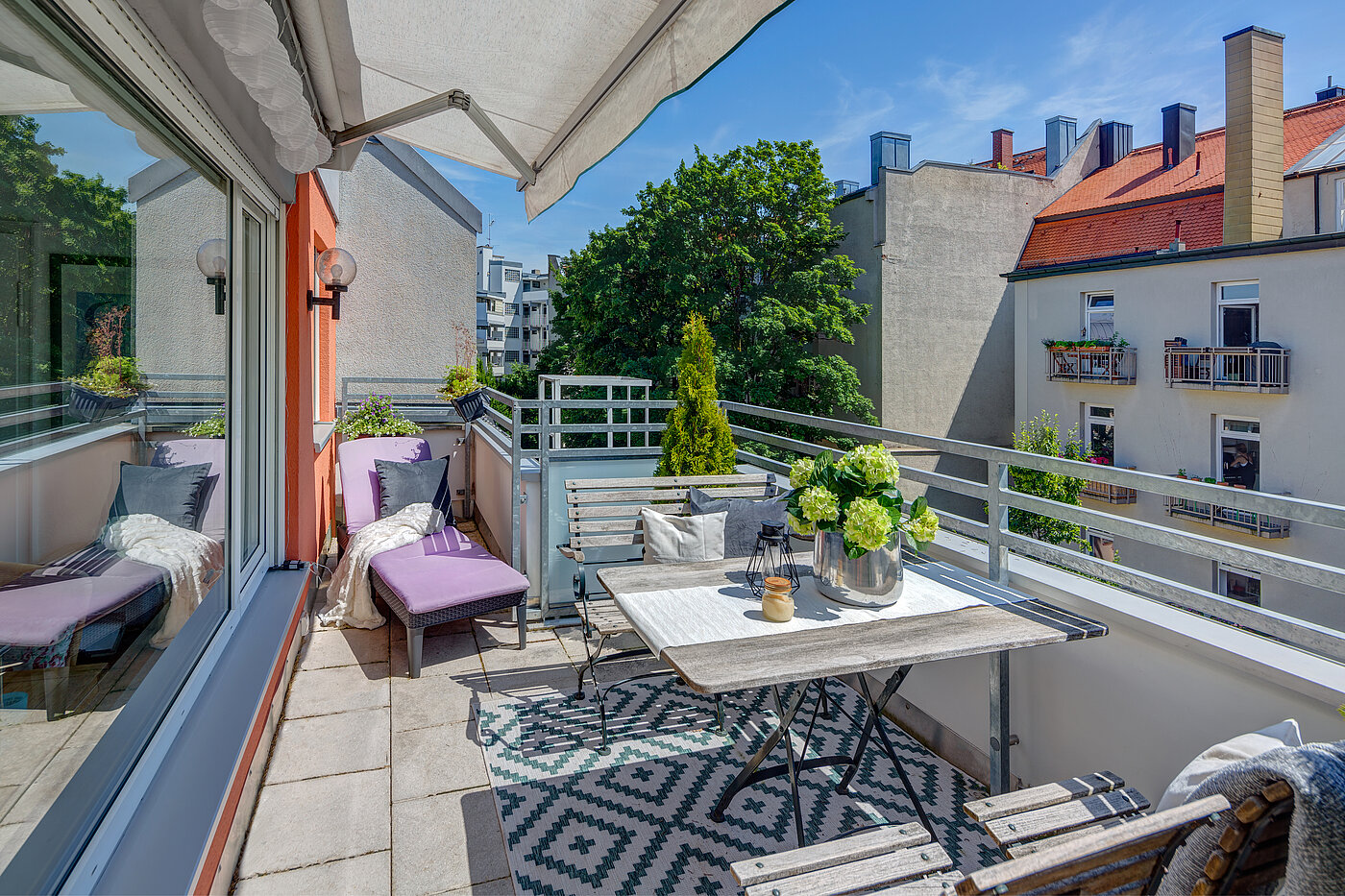 Appartamento a 1 camera | München-Schwabing | 70449 | Südterrasse mit Markise