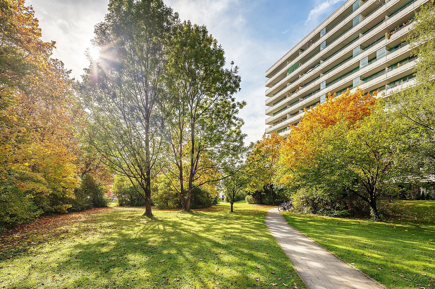 Appartamento a 2 camere | München-Sendling-Westpark | 2010ML9 | Grüner Innenhof