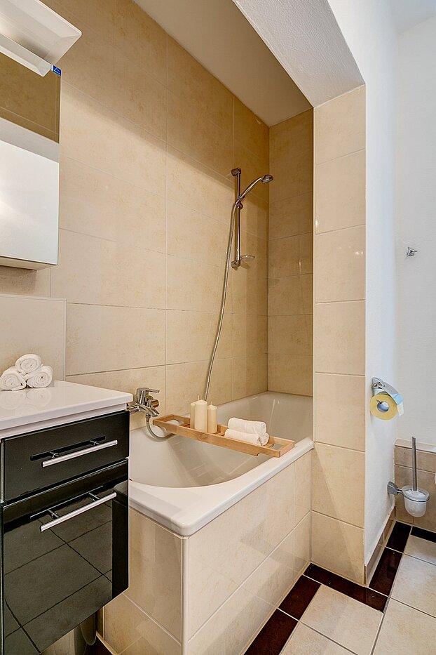 Appartamento a 4 camere | München-Maxvorstadt | 2011ML2 | ...Badewanne