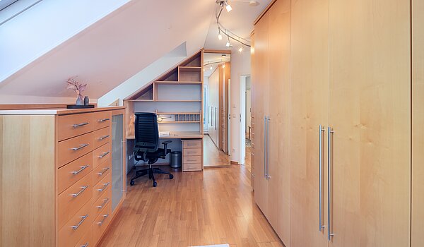 Appartamento mansardato a 3 camere | 70501 | ...Arbeitszimmer
