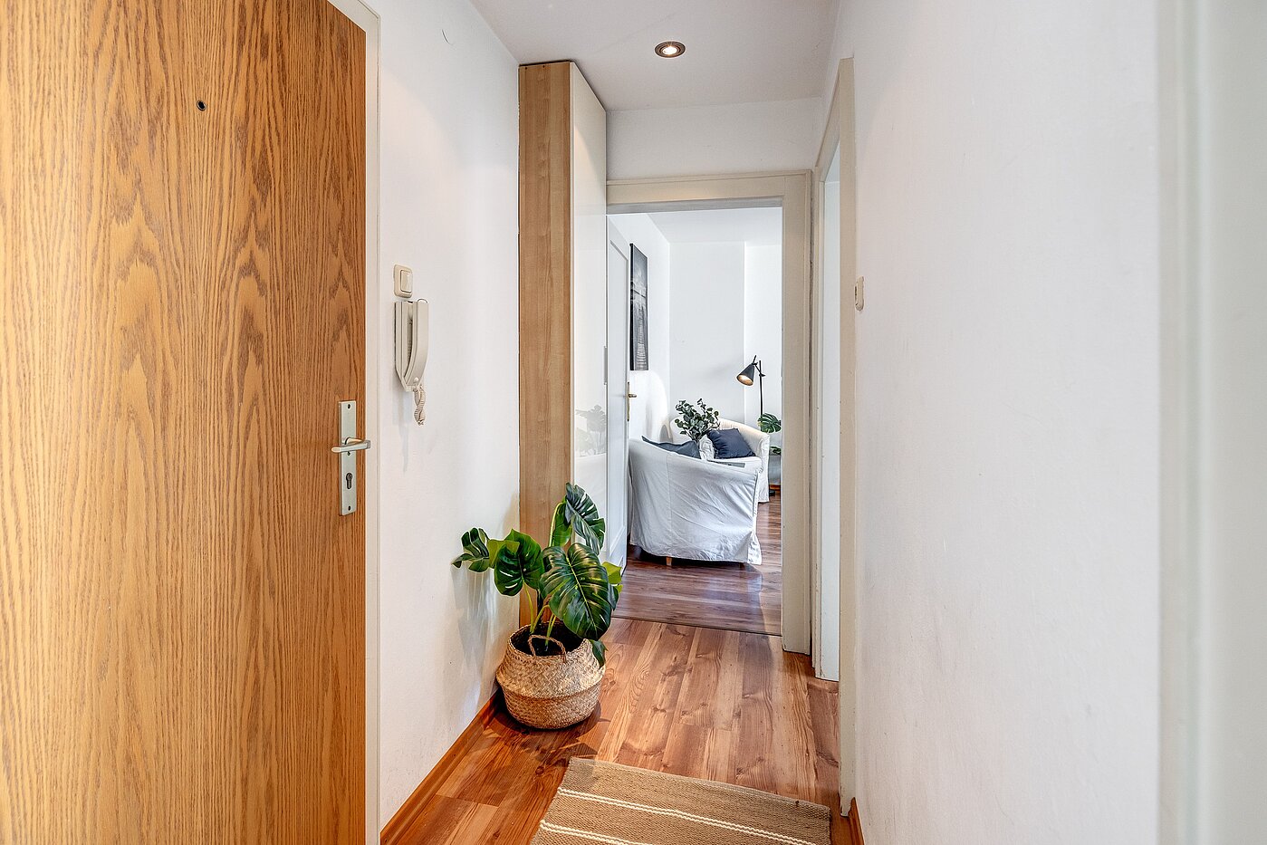 Appartamento a 1 camera | München-Sendling | 2201ML3 | ...und Richtung Wohnzimmer