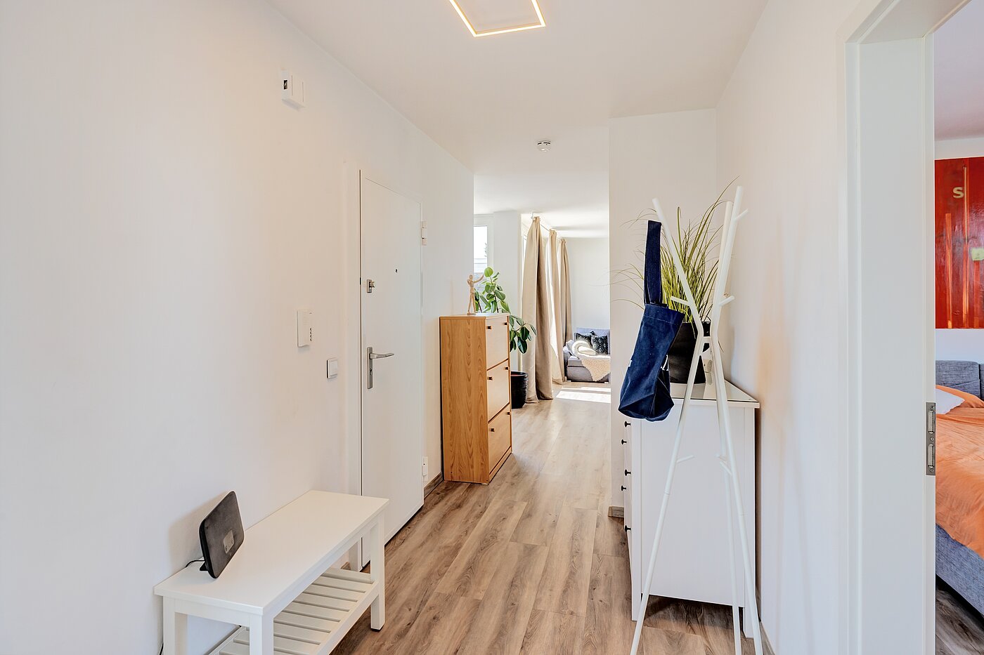 Terrassenwohnung a 3.5 camere | München-Berg am Laim | 123456 | Flur
