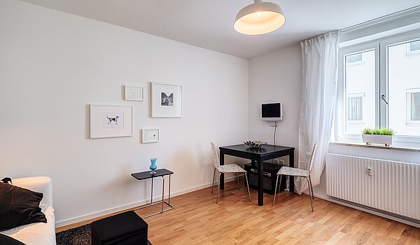 Appartamento a 2 camere | München-Maxvorstadt | 70398 | Wohnbereich