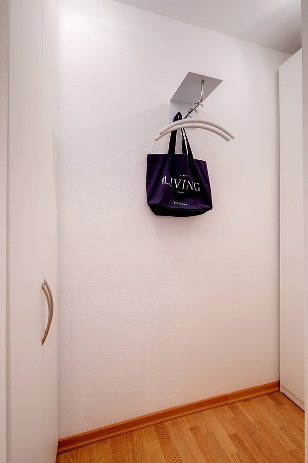Appartamento a 2 camere | München-Altstadt | 2106ML7 | Ankleide mit Garderobe