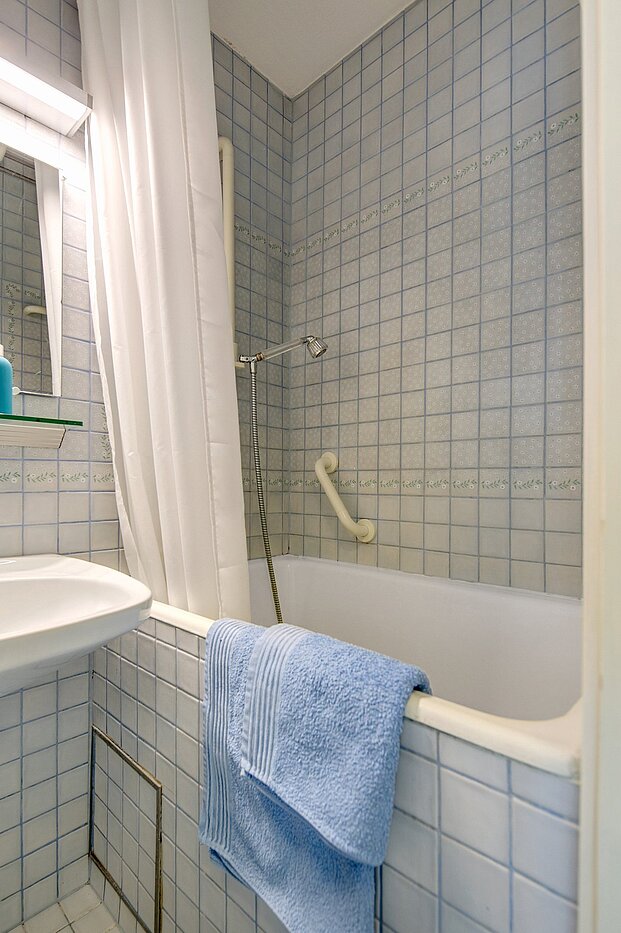 Appartamento a 1 camera | München-Maxvorstadt | 2105ML7 | ...mit Badewanne