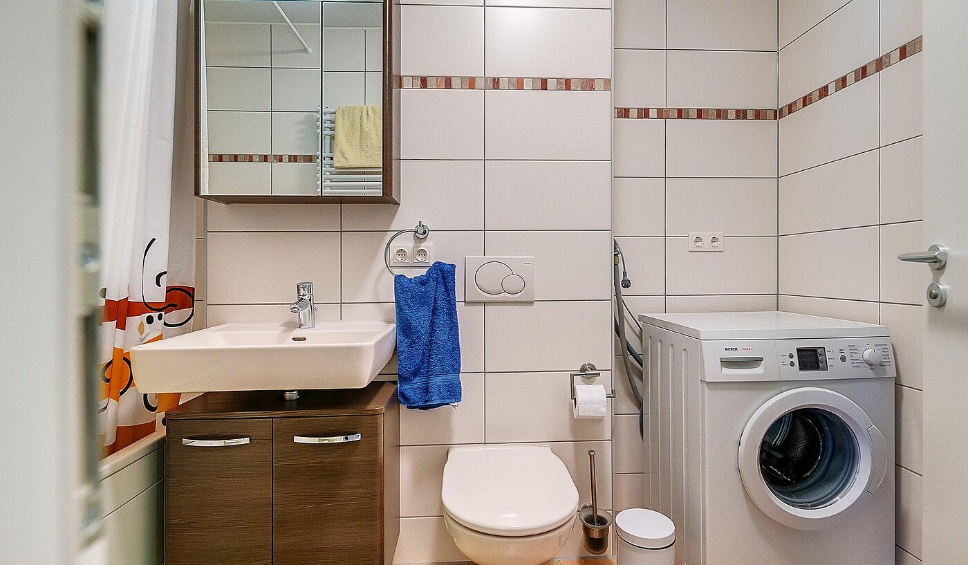 Appartamento a 2 camere | München-Milbertshofen | 2004ML3 | Bad mit Wanne