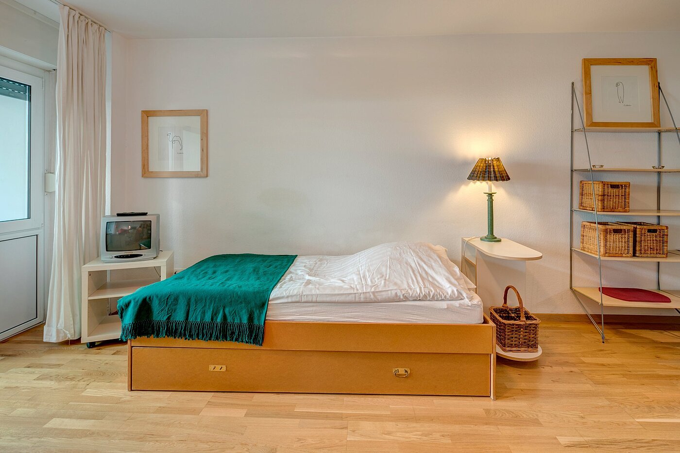 Piano rialzato a 1 camera | München-Neuhausen | 1911ML10 | und Schlafen