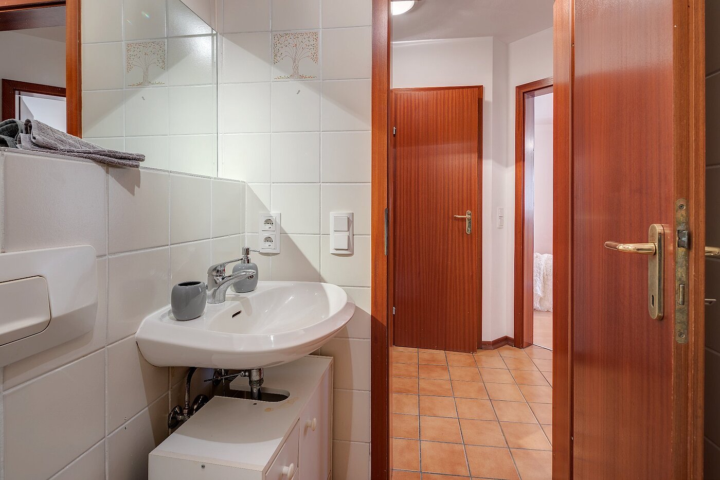Appartamento a 2 camere | München-Isarvorstadt | 1804ML1 | Freundliches Badezimmer